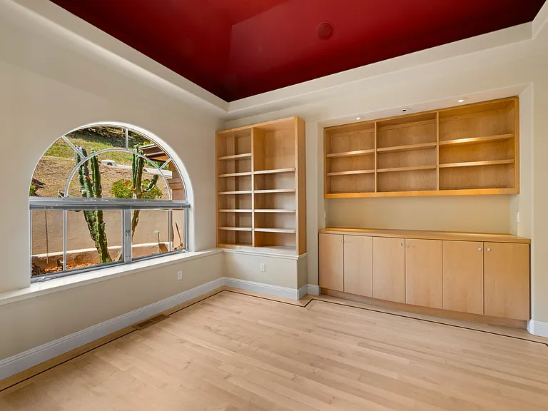10 Warrens Way — Photo 12