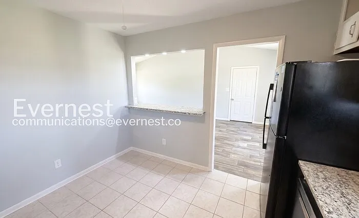 3729 Millbrae Dr NW — Photo 8