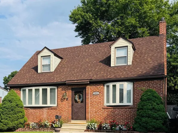 321 E Rively Ave, Aldan, PA 19018