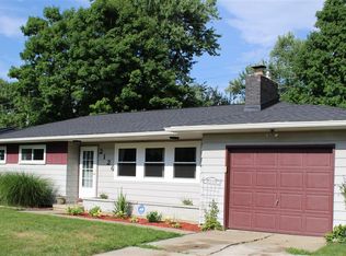 2126 Briar Ln, Burton, MI 48509