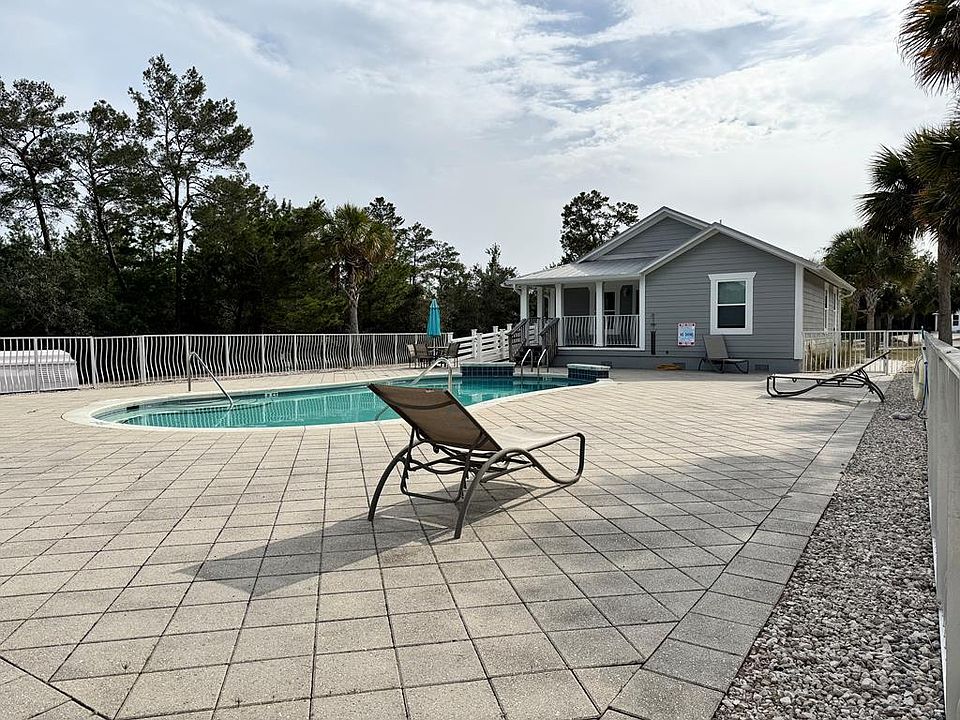 2nd image of 1608 Sea Breeze Way