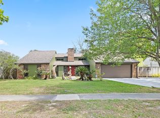 146 Steiner Rd, Lafayette, LA 70508