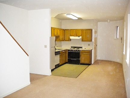 2nd image of 519 N West St APT 3