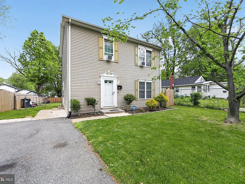 1st image of 21 Lloyd St