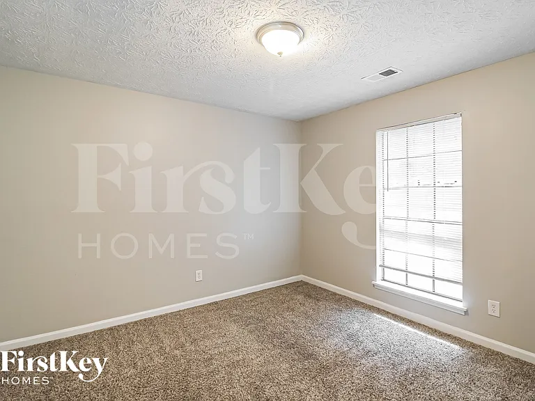 227 Avalon Way — Photo 16