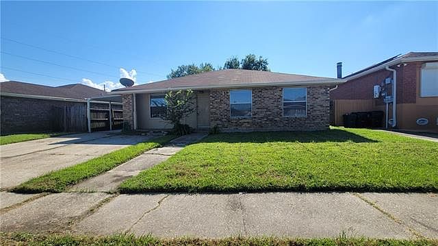 1st image of 5122 Wentworth Dr