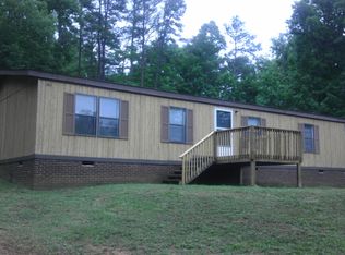 323 Lazy River Dr, Lexington, NC 27295