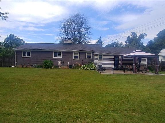 3rd image of 4515 Hedgewood Dr