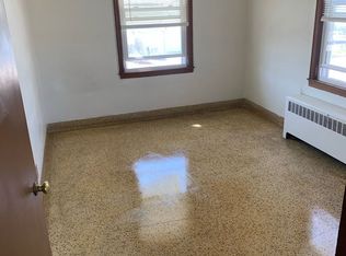 924 52nd St #5, Kenosha, WI 53140