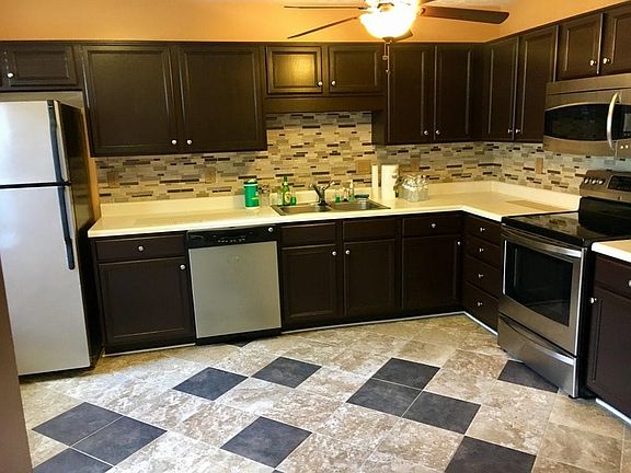 Look at the beautiful tile work and back-splash