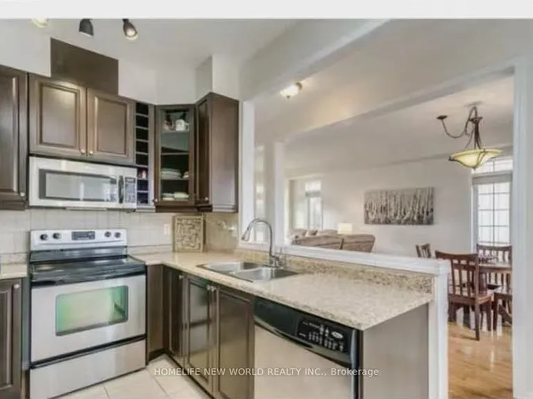 776 Carlisle St — Photo 2