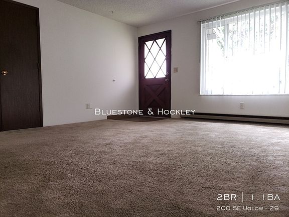 3rd image of 200 SE Uglow Ave #29