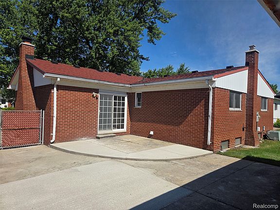 5th image of 12237 Dorset Ct