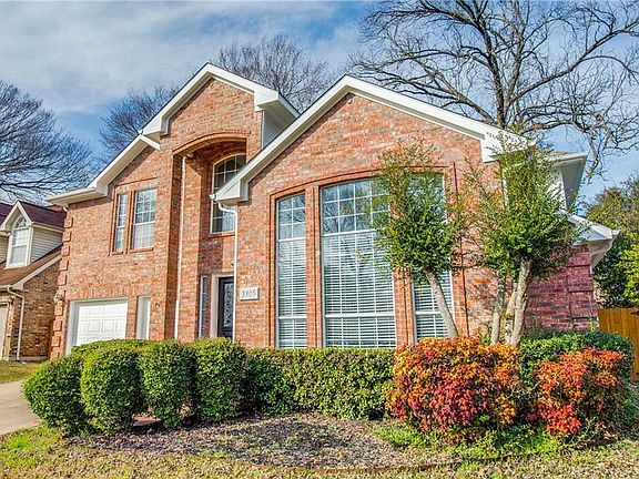 3rd image of 3309 Laurel Ln