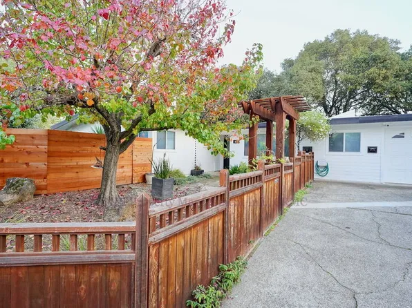 104 Lobo Vis, Novato, CA 94947