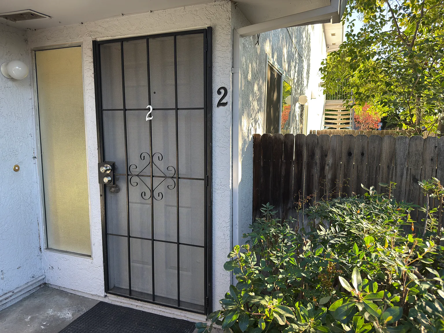 4726 Greenholme Dr — Photo 3