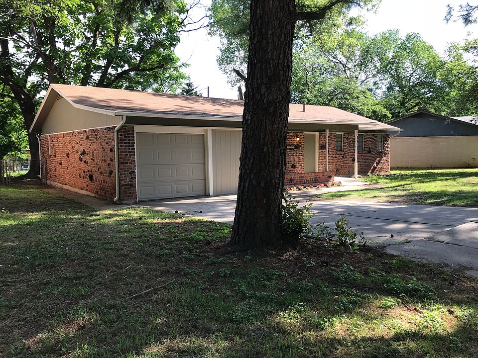 1st image of 4737 Leonard St