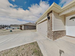 168 Cambridge Park Dr, Montevallo, AL 35115
