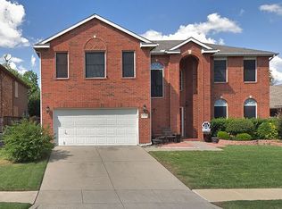 3957 Larkspur Dr, Haltom City, TX 76137