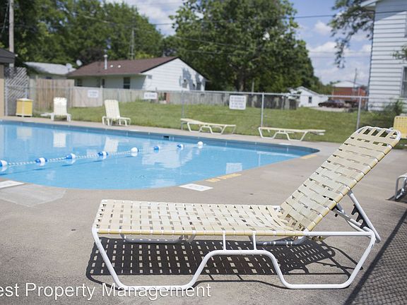 5th image of 2048 9th St #120