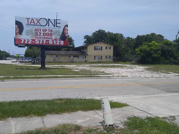 1610 N 25th St, Fort Pierce, FL 34947