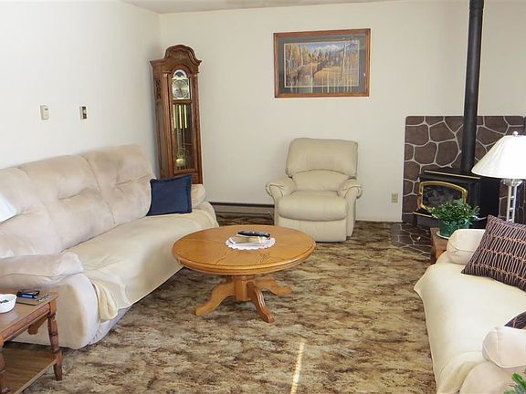 2nd image of 1120 Elk Dr