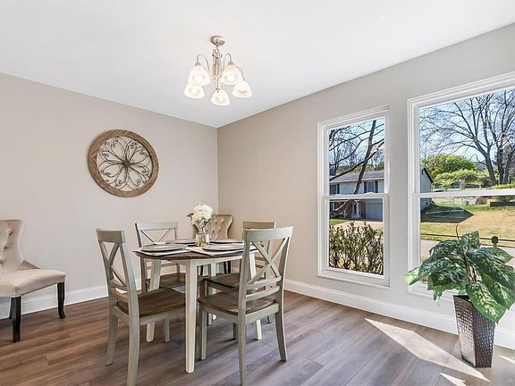 4th image of 12753 Glenette Dr