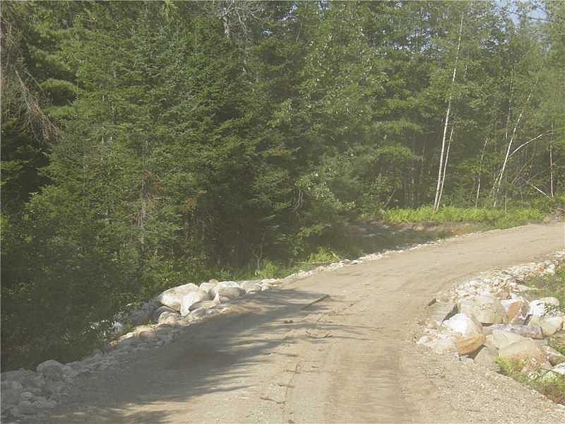 2nd image of 960 Fairbanks Rd