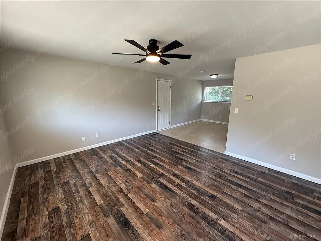 3 bed, 2.0 bath, 1080 sqft, $1,600 — Photo 4