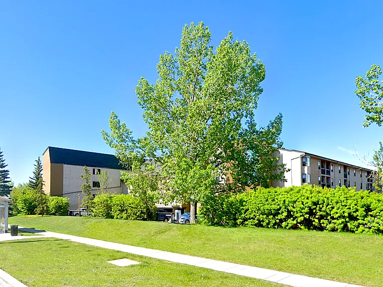 11611 Oakfield Dr SW — Photo 16