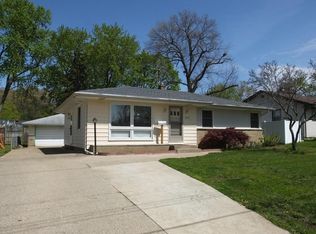 2436 Michael Ave SW, Wyoming, MI 49509