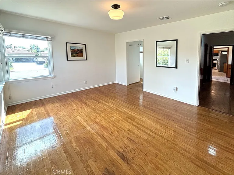 416 Drake Rd — Photo 17