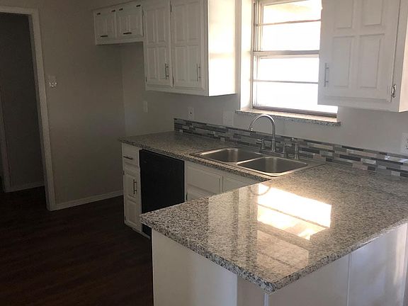 3rd image of 3021 Truxillo Dr