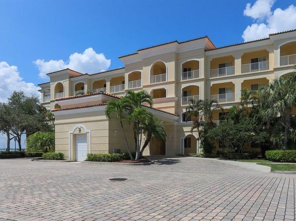 31 Harbour Isle Dr W UNIT 303