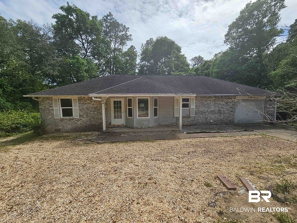 1st image of 2700 Pine Ridge Dr