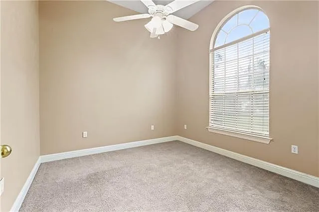 714 Marc Ct — Photo 9