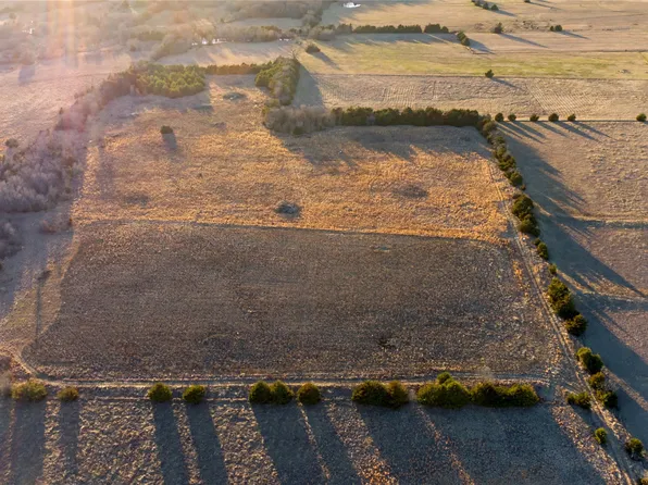 County Road 1033, Celeste, TX 75423