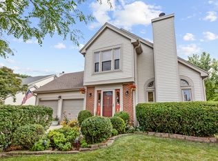 409 Newberry Dr, Elk Grove Village, IL 60007