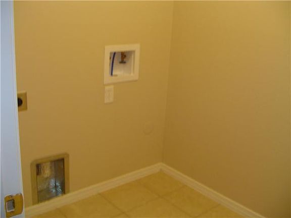 2nd image of 6974 Red Oak Ct