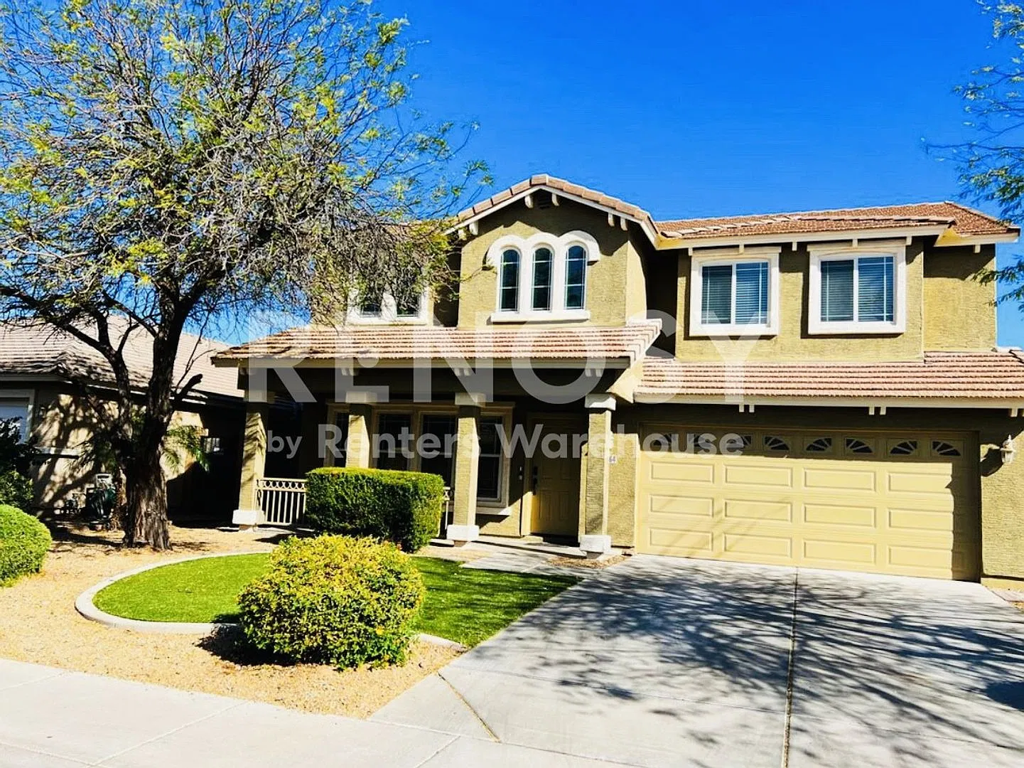 Ideal 4 Br 2.5 Ba 2 Cg Home Near Loop 303 and Greenway in Surprise — Photo 1