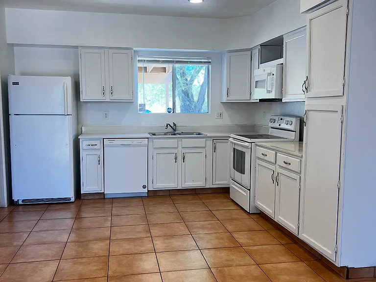 9759 E Laurel Ridge Dr — Photo 4