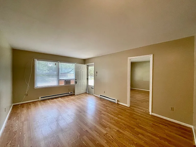 3105B Granby St — Photo 6