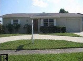 11196 Freedom Way, Seminole, FL 33772