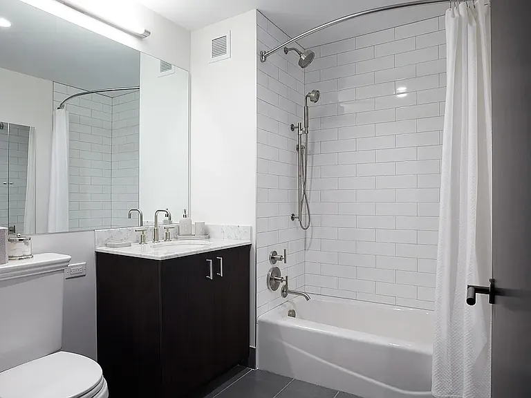 21 W End Ave #1412 — Photo 3