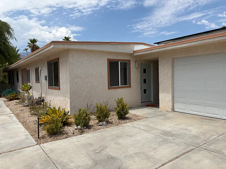 68286 Grandview Ave #B — Photo 2