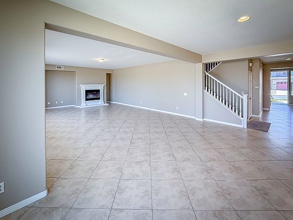 5th image of 36854 Pictor Ave