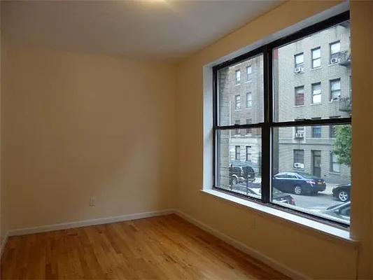 Rented by I & I New York | media 16