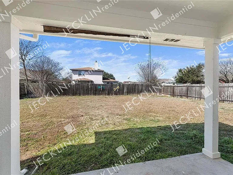 100 David Dr — Photo 24