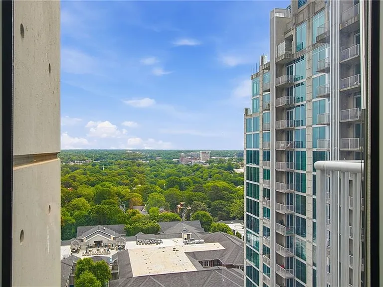 855 Peachtree St NE #1813 — Photo 30