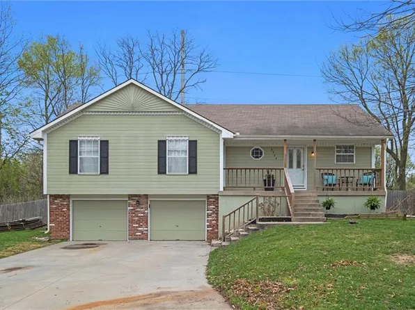 3304 SE Adams Dr, Blue Springs, MO 64014